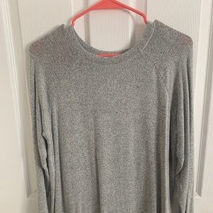 AMERICAN EAGLE gray long sleeve shirt